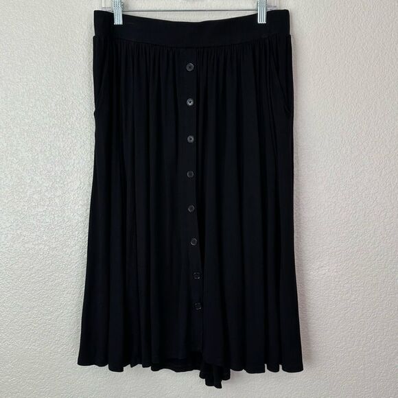Torrid Black Super Soft Faux Button Front Mid Skirt, Sz Large - Picture 2 of 13
